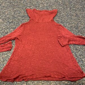 Socialite Burgundy Turtleneck sz. L